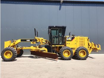 Grader CATERPILLAR 140K
