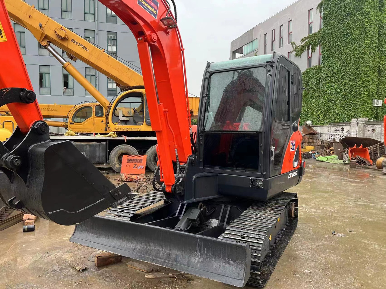 Crawler excavator High quality DOOSAN used excavator DX60 strong power hot selling !!!: picture 9