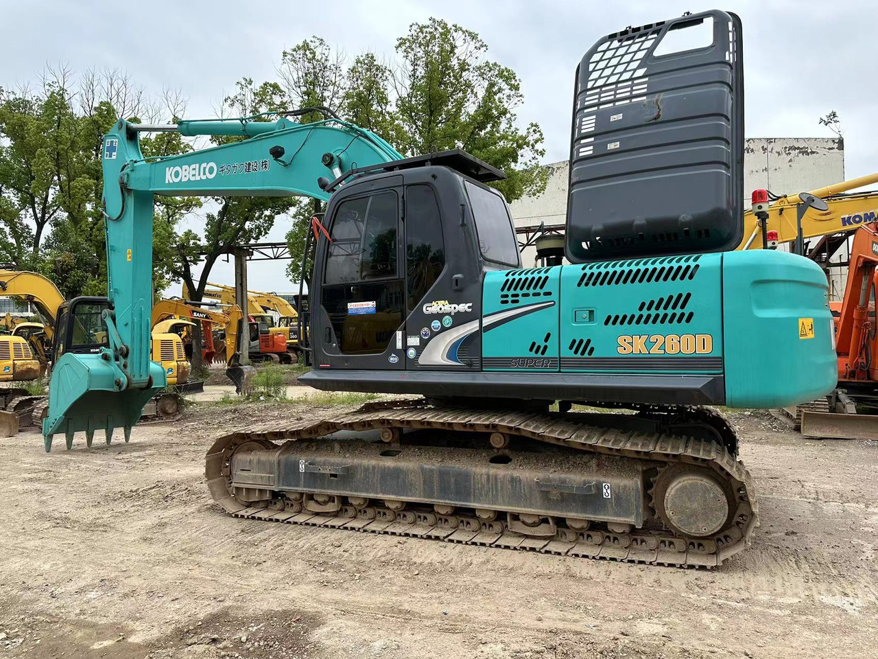 Crawler excavator KOBELCO 26 ton original used excavator SK260D, Large engineering construction machinery good condition low price for sale: picture 4