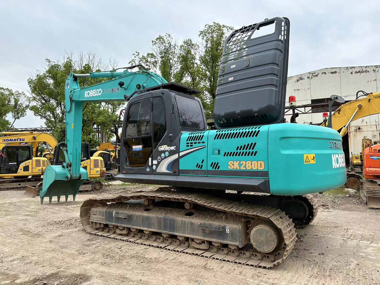Crawler excavator KOBELCO 26 ton original used excavator SK260D, Large engineering construction machinery good condition low price for sale: picture 3