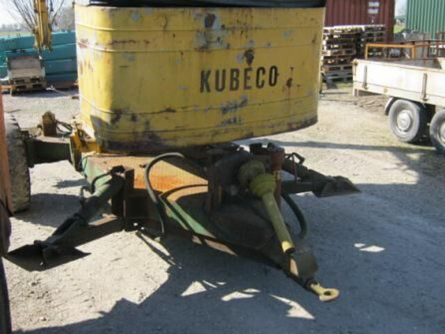 Wheel excavator KUBECO getrokken kraan: picture 4