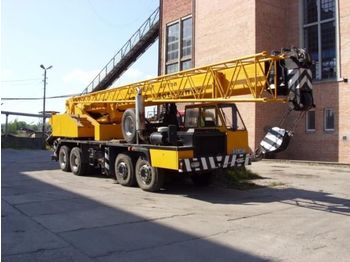 Mobile crane LIEBHERR -LT 1040: picture 1
