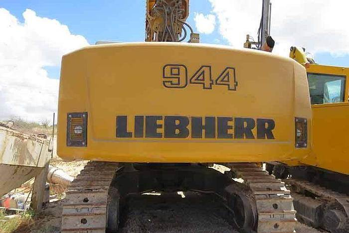 Excavator Liebherr 944C: picture 4
