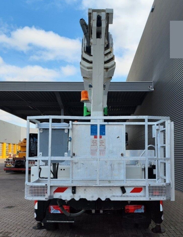 Truck mounted aerial platform MAN TGM 18.280 Lifting basket Palfinger Bison TKA 35 35,5 m 4x4: picture 5