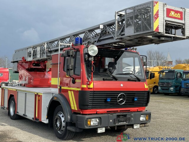 Truck mounted aerial platform Mercedes-Benz 1422 Metz Feuerwehr Leiter 30 m. nur 31.361 Km.: picture 12