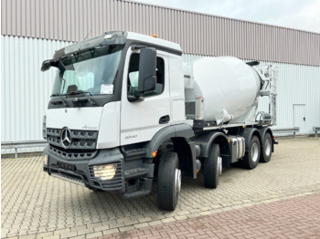 Concrete mixer truck LIEBHERR