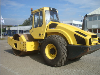 BOMAG BW 216 DH -4 - Roller