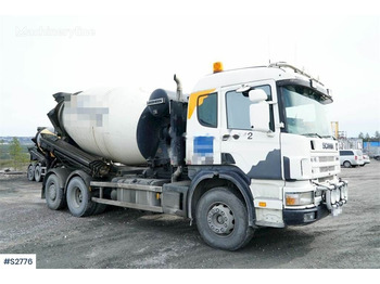 Concrete mixer truck SCANIA P124