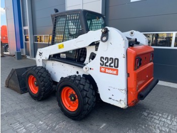 Skid steer loader Bobcat S 220 Schranklader