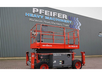 Scissor lift SKYJACK