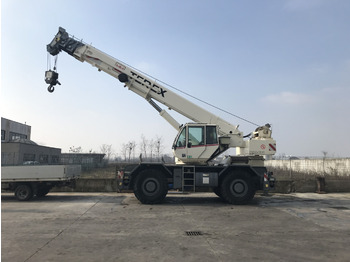 Mobile crane TEREX