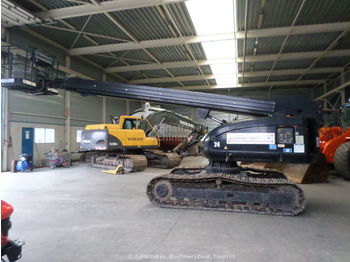 Telescopic boom JLG 600 SC