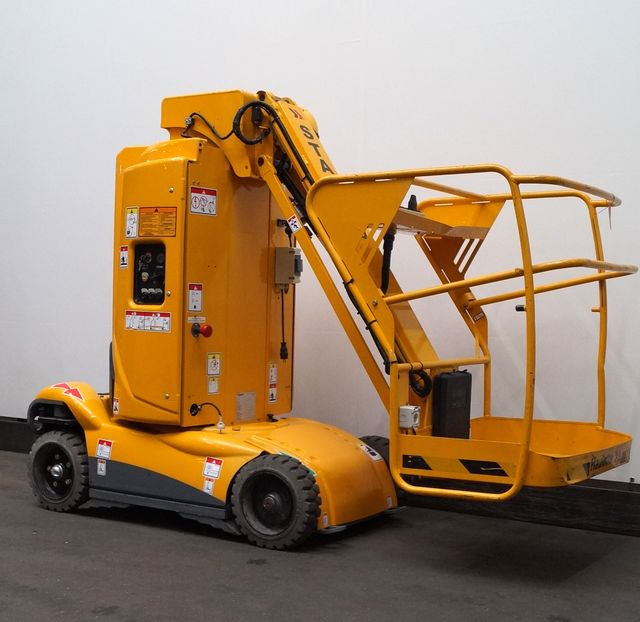 Vertical mast lift Haulotte Star 10-1