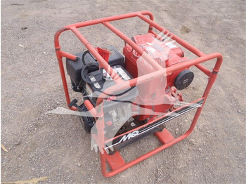  2004 MULTIQUIP QP4TH 6987 - Water pump