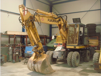 Furukawa W625E - Wheel excavator