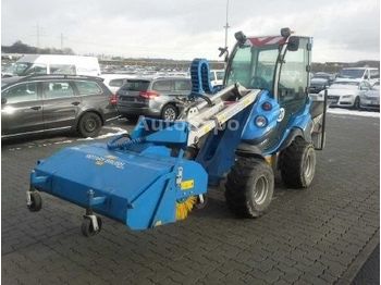 Multione SL840 DTP,+Schaufel,Kehrbürste,Streuer - Wheel loader