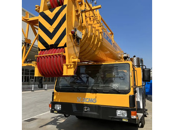 All terrain crane XCMG Official Most popular 200 ton used all terrain crane QAY200 in stock price: picture 4