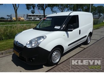 Closed box van Opel Combo 1.3 CDTI L1H1 airco, navi, 64 dkm.