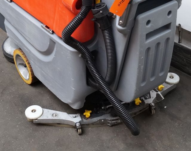 Scrubber dryer Hako Hakomatic B70