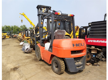 4-wheel front forklift HELI FD35