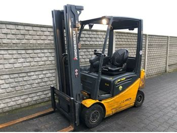 4-wheel front forklift Jungheinrich EFG316k
