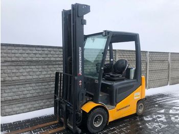 4-wheel front forklift Jungheinrich EFG425k