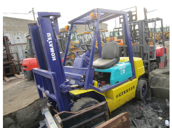 4-wheel front forklift KOMATSU FD25