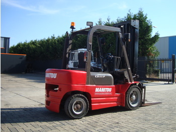 4-wheel front forklift MANITOU CD30P Series 2