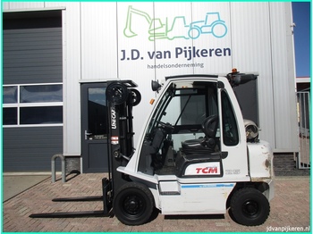 4-wheel front forklift TCM FGE25-E1 freelift sideshift 5x hydrauliek 4759uur!