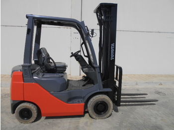 4-wheel front forklift TOYOTA 02-7FDF18