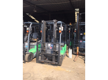 4-wheel front forklift TOYOTA FD15