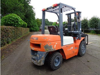 Forklift APACHE CPCD30