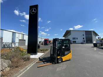Forklift Jungheinrich EFG 215 / Triplex: 4.35m! / STVZO / nur 3.255h!