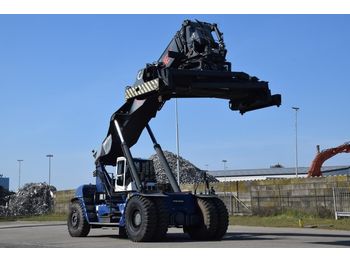 Reach stacker SMV 4531CB5