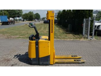 Stacker Jungheinrich ERC216