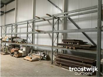 Warehouse equipment : picture 1