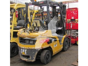 Forklift CATERPILLAR