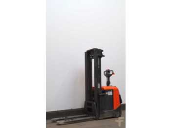 Stacker BT SPE160: picture 1