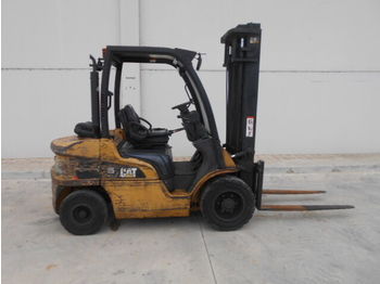 Forklift CATERPILLAR DP30N: picture 1