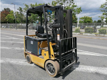 Electric forklift Caterpillar EC25N: picture 2