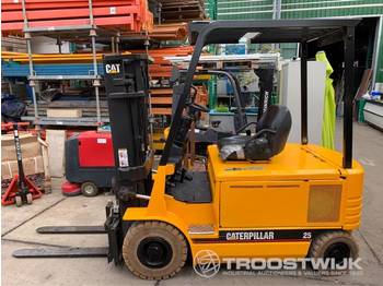Forklift Caterpillar EP 25: picture 1