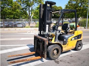 Forklift Caterpillar GP30N: picture 1
