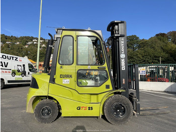 Diesel forklift CLARK