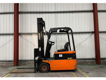 Electric forklift DAEWOO