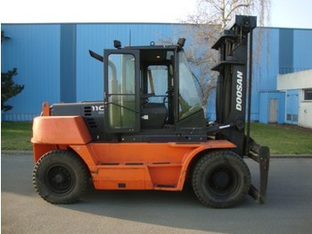 DOOSAN D110S-5 - Diesel forklift