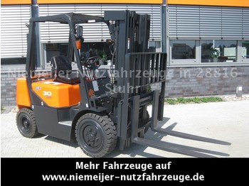 Doosan D30 G '12  - Diesel forklift