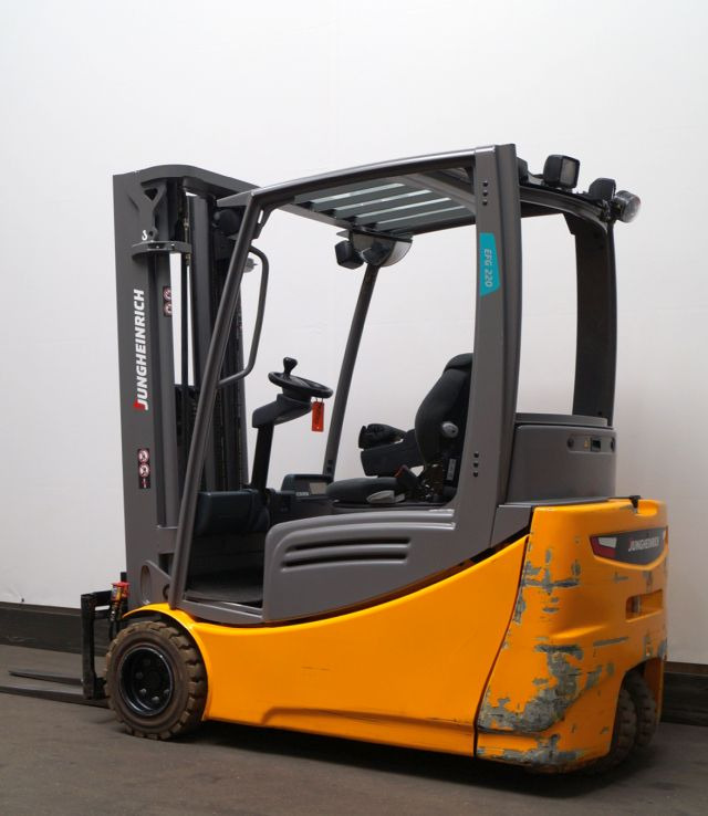 Electric forklift Jungheinrich EFG220