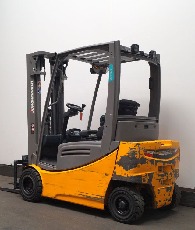 Electric forklift Jungheinrich EFG320