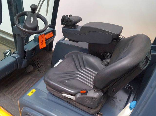 Electric forklift Jungheinrich EFG320