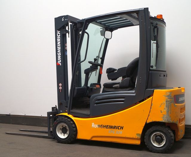 Electric forklift Jungheinrich EFG320